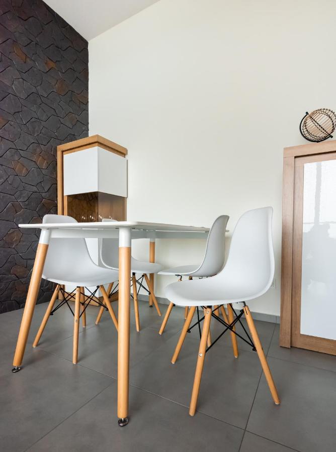 Metro Imielin 13Th Floor Apartment Warsaw Ngoại thất bức ảnh